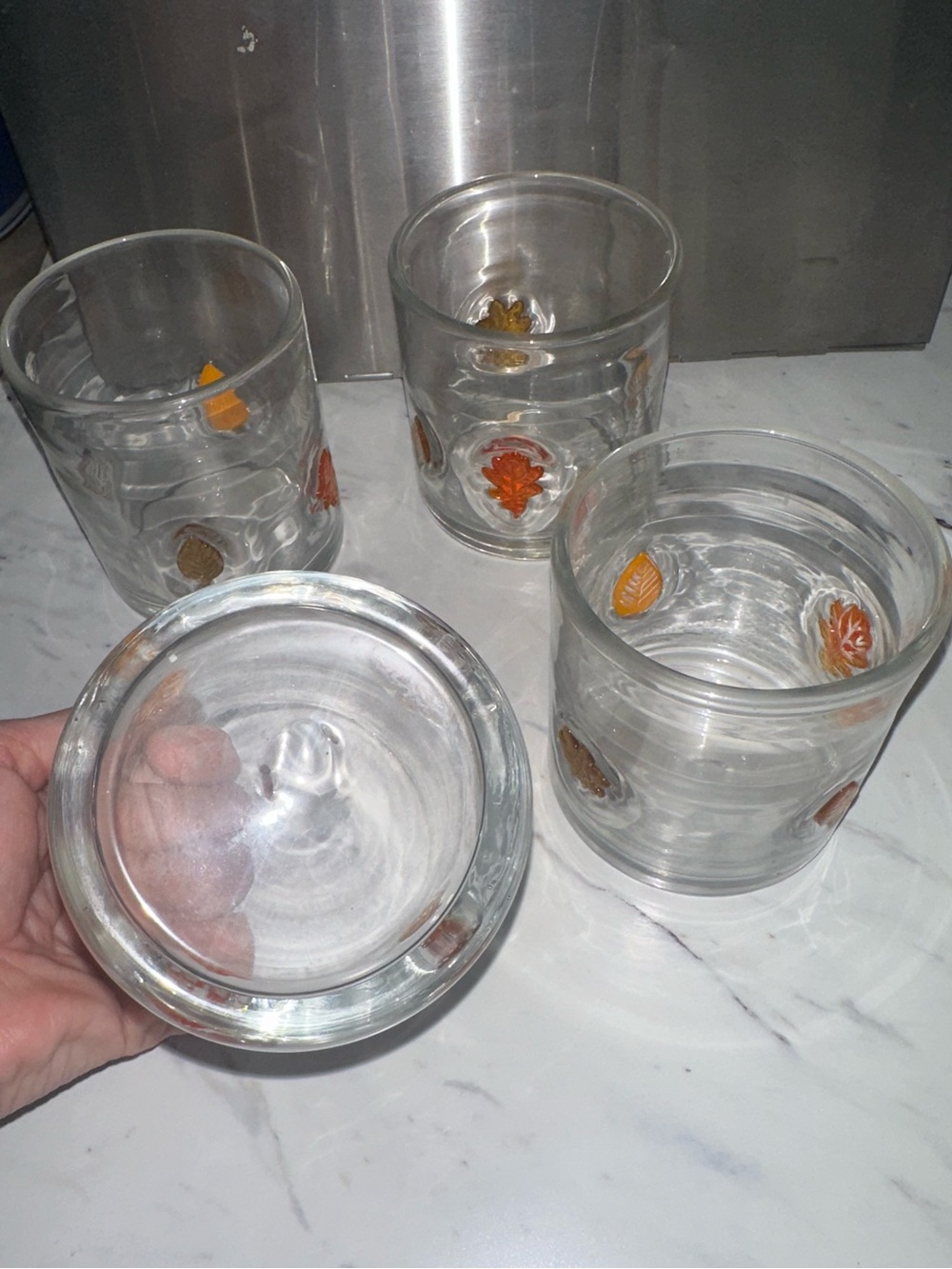 Set of 4 Juice Glasses Orange & Gold Leaf Motif Retro Barware - Picture 2 of 6